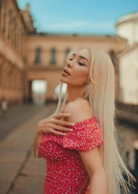 Индивидуалка Инна +79811363384 с 3 размером груди предлагает профессиональные секс и интим услуги возле метро Московская в городе Санкте-Петербург - фото 1